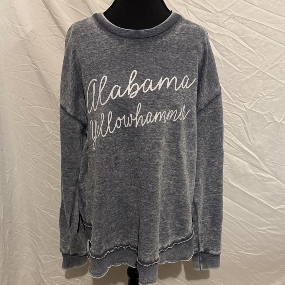 Sweatshirt